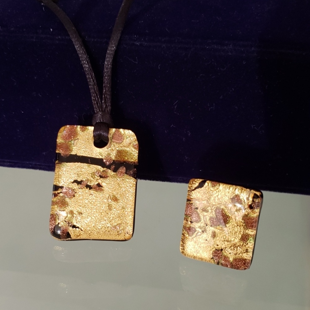 Glass artisan necklace and ring set
